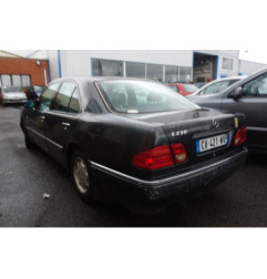 Serrure avant gauche MERCEDES CLASSE E