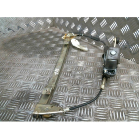 Leve vitre electrique avant gauche FIAT PALIO Photo n°1