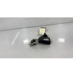 Attache ceinture arriere gauche MERCEDES CLASSE CLK 208