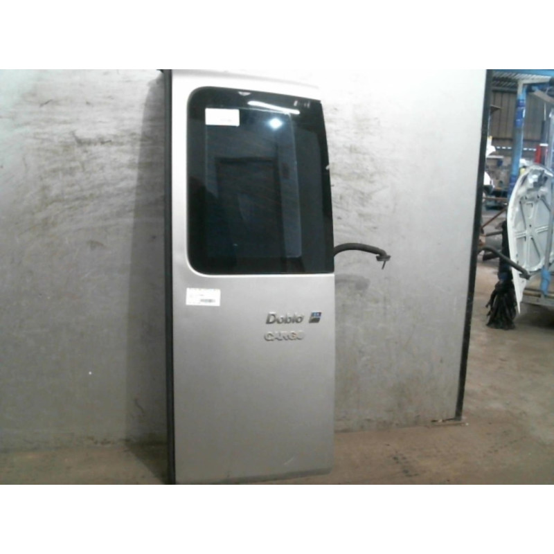 Porte de coffre droit FIAT DOBLO 1 Photo n°1