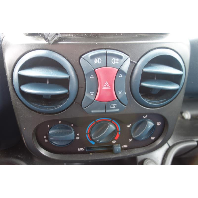 Boitier de prechauffage FIAT DOBLO 1 Photo n°9
