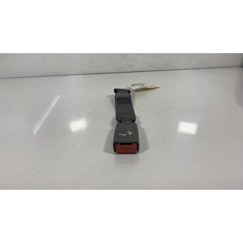 Attache ceinture arriere droit PEUGEOT 406 Photo n°3