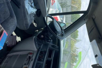 Serrure avant gauche RENAULT MASTER 2