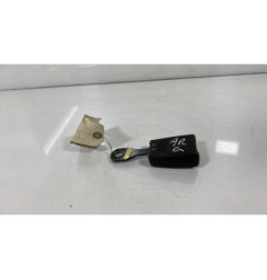 Attache ceinture arriere gauche CITROEN C2