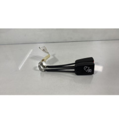 Attache ceinture arriere droit VOLKSWAGEN POLO 3 Photo n°1