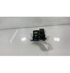 Attache ceinture arriere gauche RENAULT LAGUNA 2 Photo n°1