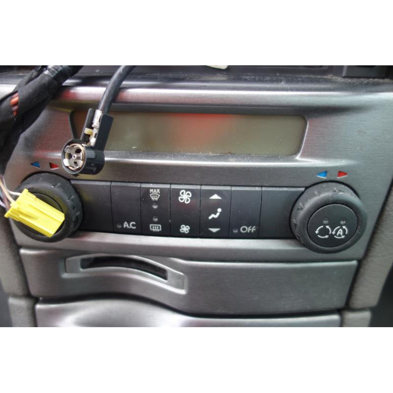 Ceinture arriere gauche RENAULT LAGUNA 2 Photo n°9