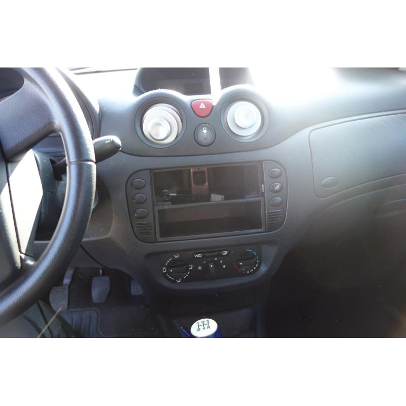 Ceinture arriere gauche CITROEN C2 Photo n°9