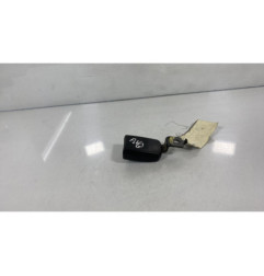 Attache ceinture avant gauche FORD COURRIER 4