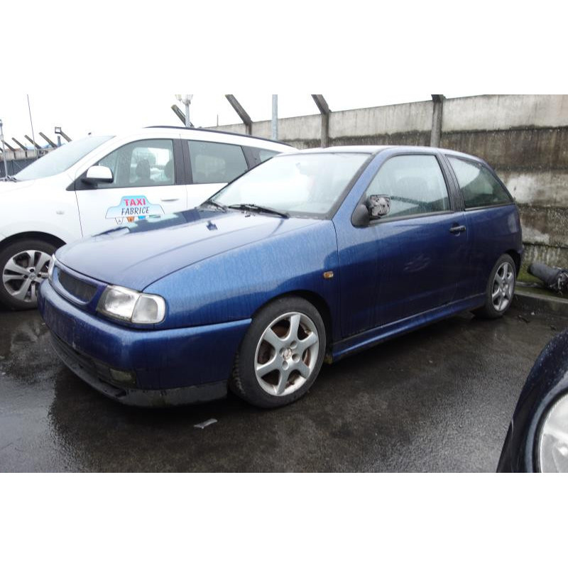 Trappe d'essence SEAT IBIZA 2 Photo n°3