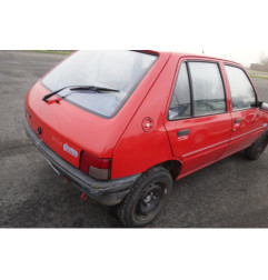 Fermeture de capot PEUGEOT 205