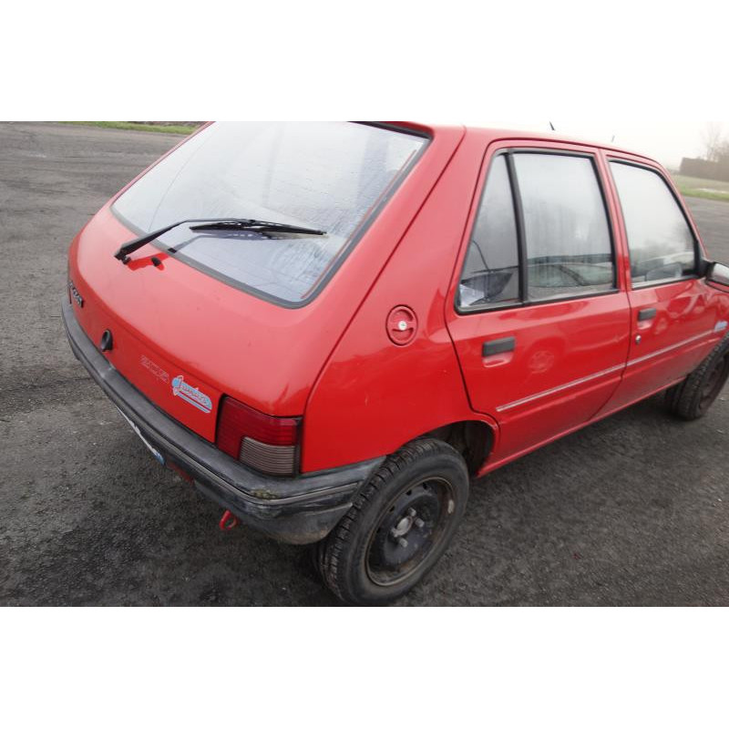 Fermeture de capot PEUGEOT 205 Photo n°6