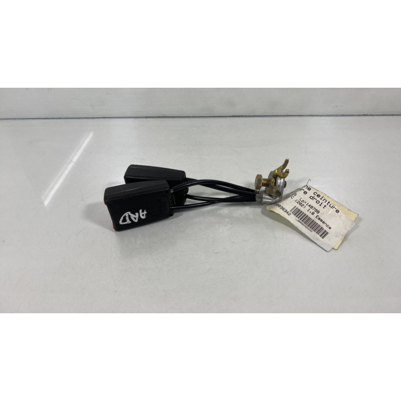 Attache ceinture arriere droit MERCEDES CLASSE C 202 Photo n°3