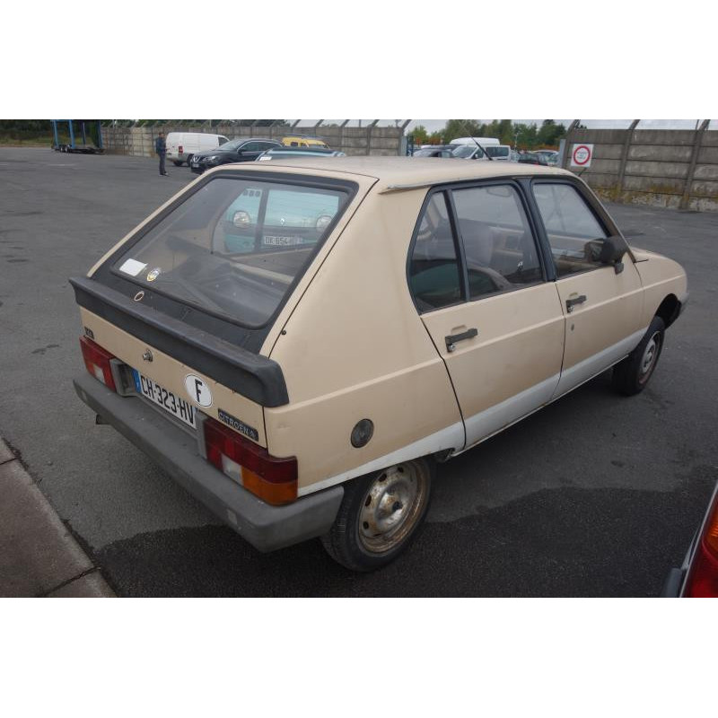Malle/Hayon arriere CITROEN VISA Photo n°5