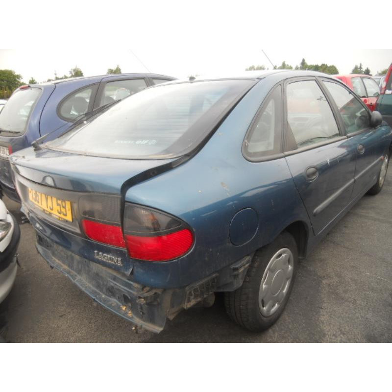 Vase de lave glace RENAULT LAGUNA 1 Photo n°6