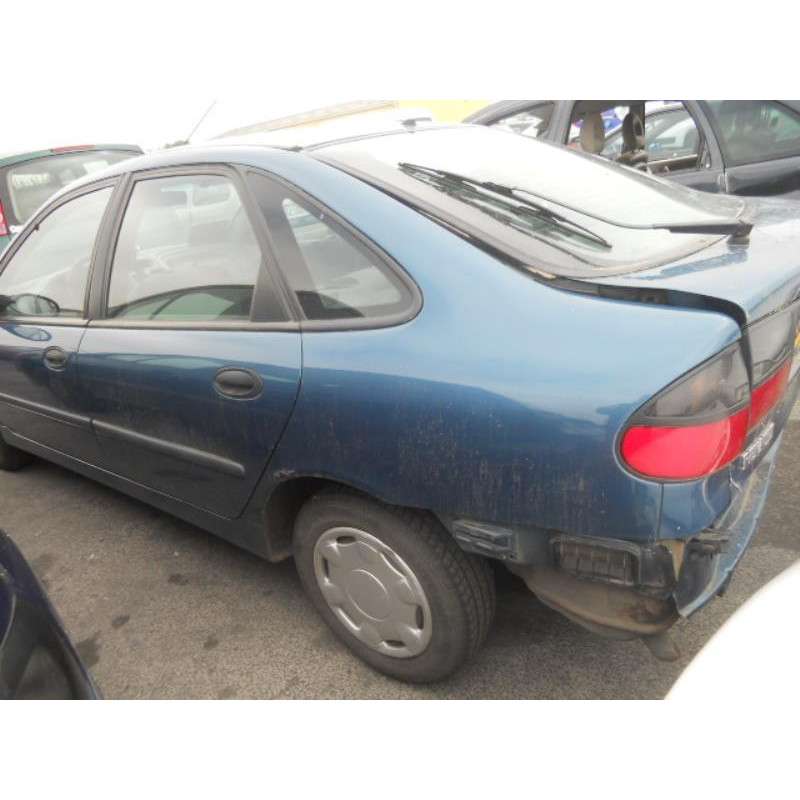 Vase de lave glace RENAULT LAGUNA 1 Photo n°7