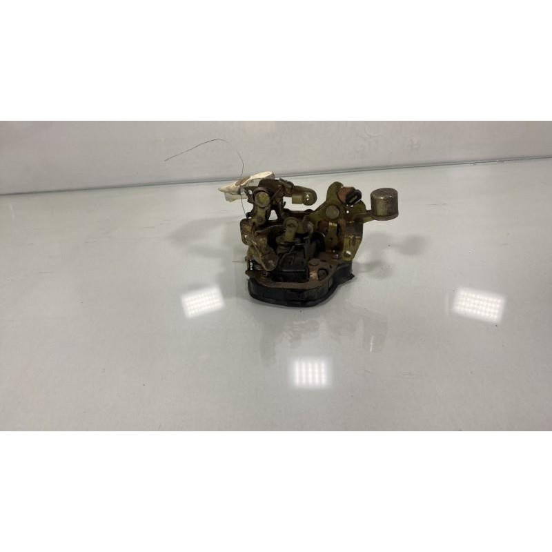 Serrure arriere gauche OPEL CORSA B Photo n°1