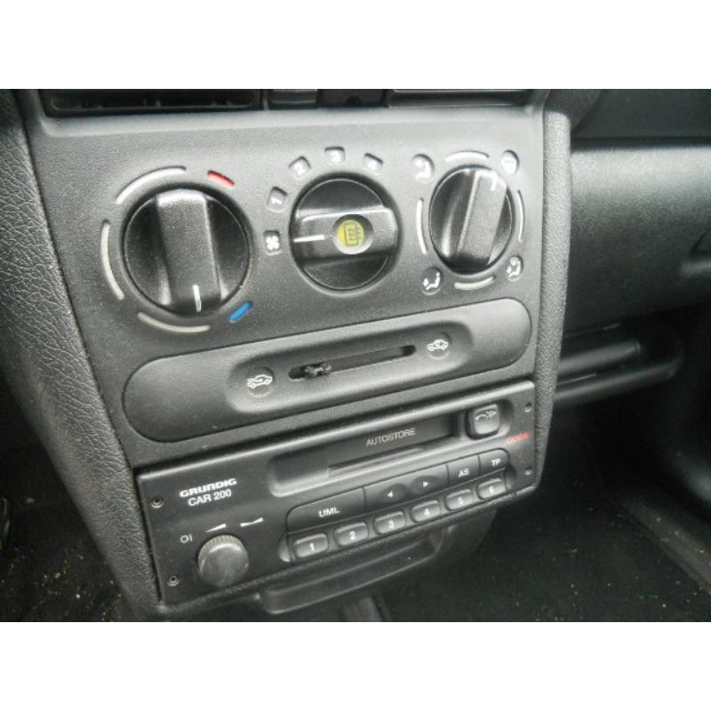 Serrure arriere gauche OPEL CORSA B Photo n°9