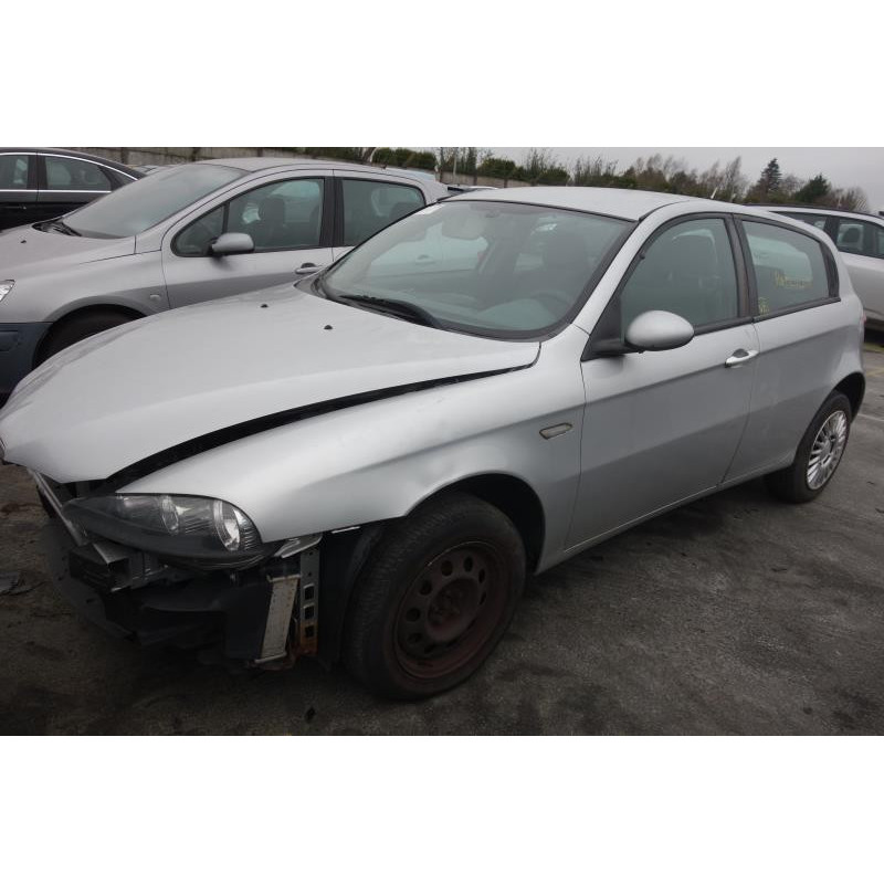 Trappe d'essence ALFA ROMEO 147 Photo n°11