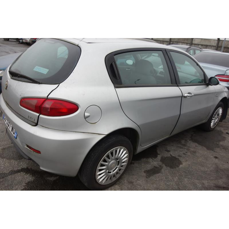 Trappe d'essence ALFA ROMEO 147 Photo n°13