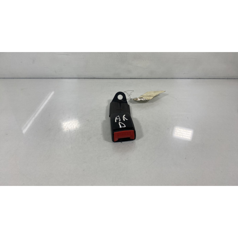 Attache ceinture arriere droit CITROEN XANTIA Photo n°2