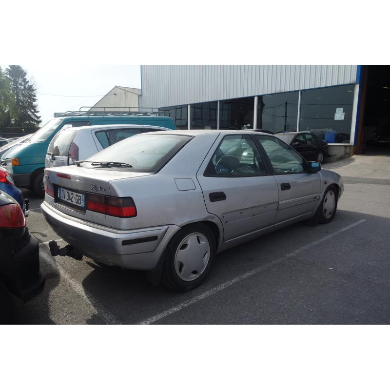 Attache ceinture arriere droit CITROEN XANTIA Photo n°6