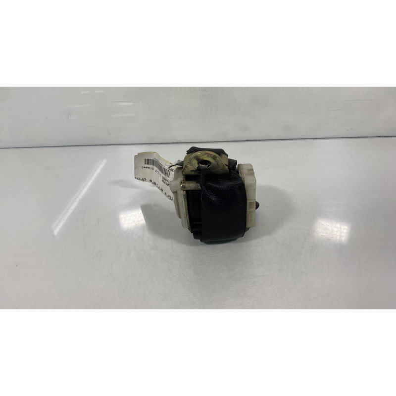 Ceinture arriere droit OPEL CORSA B Photo n°1