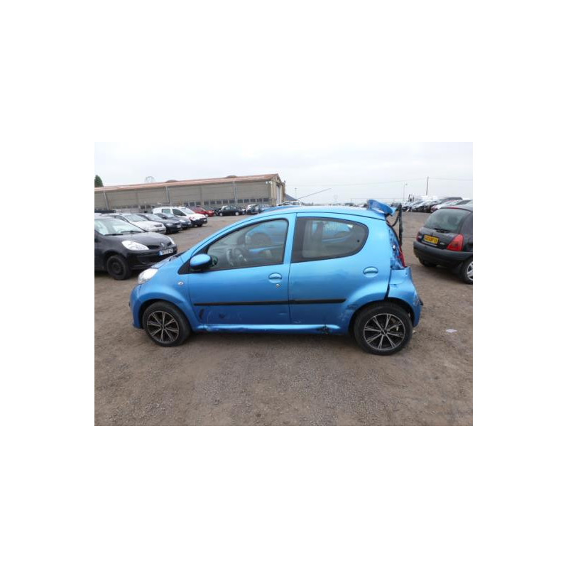 Pretensionneur de ceinture avant droit PEUGEOT 107 Photo n°10