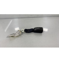 Attache ceinture arriere gauche TOYOTA AYGO 1 Photo n°1