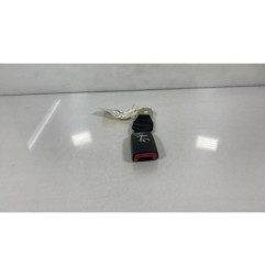 Attache ceinture arriere gauche TOYOTA AYGO 1