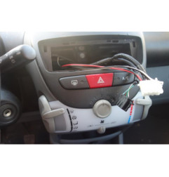 Serrure avant gauche TOYOTA AYGO 1
