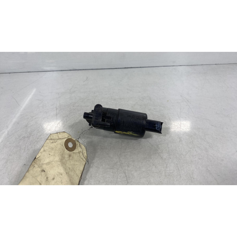Pompe lave glace avant TOYOTA AYGO 1 Photo n°1