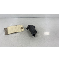 Pompe lave glace avant TOYOTA AYGO 1