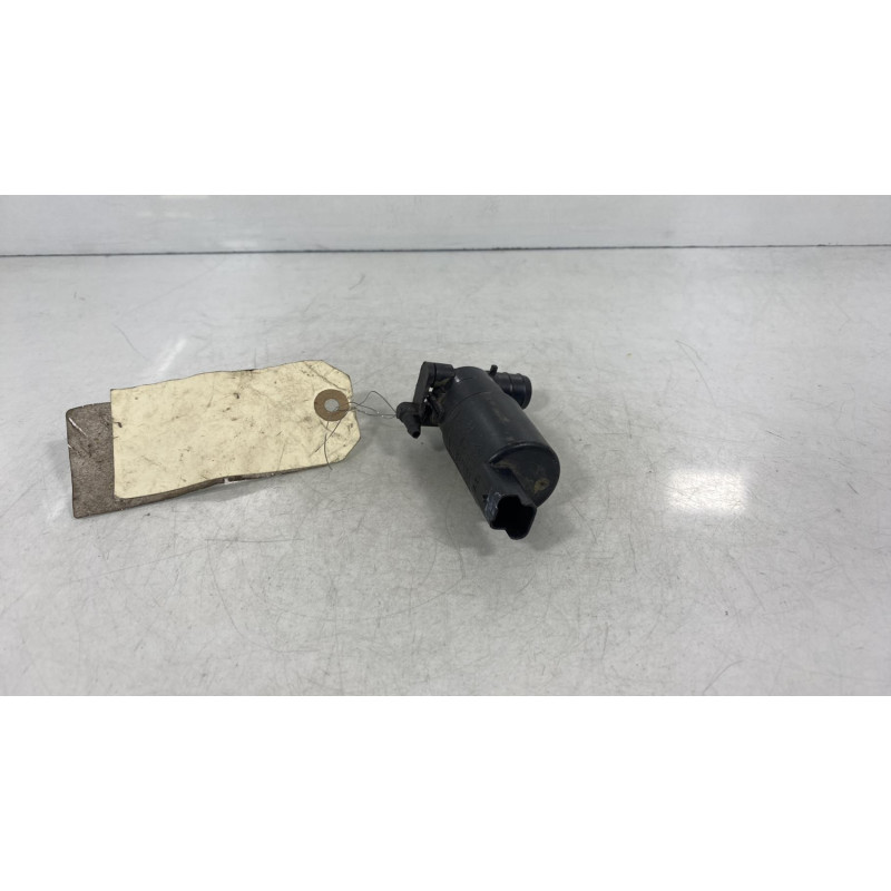 Pompe lave glace avant TOYOTA AYGO 1 Photo n°2