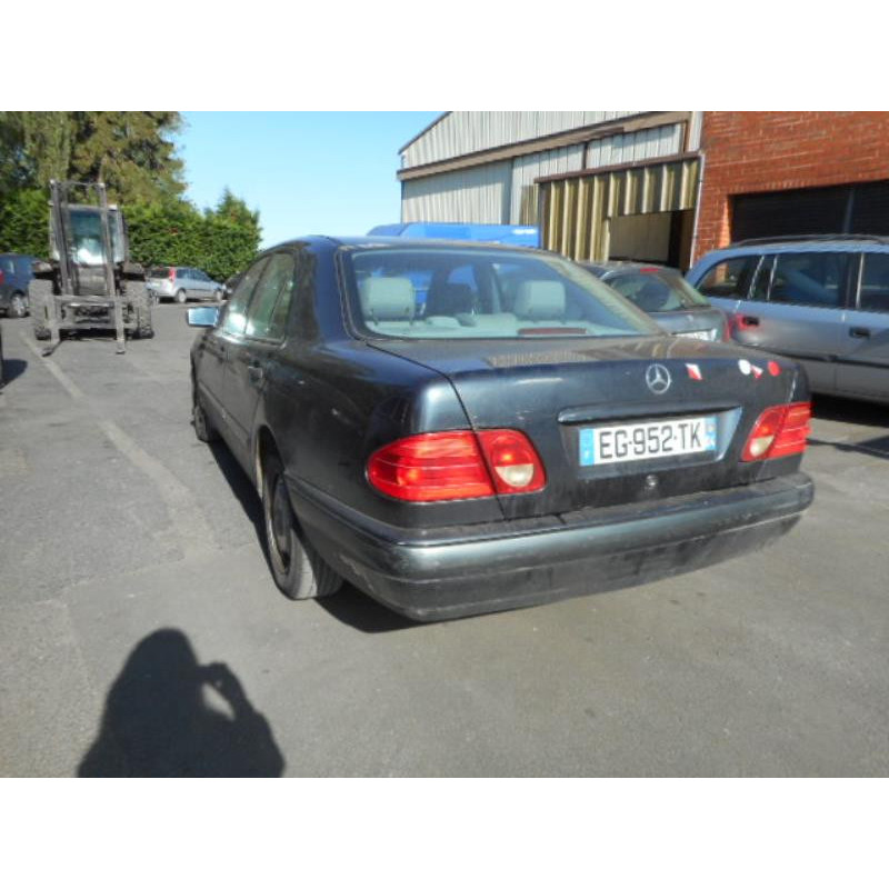 Vase d'expansion MERCEDES CLASSE E Photo n°5