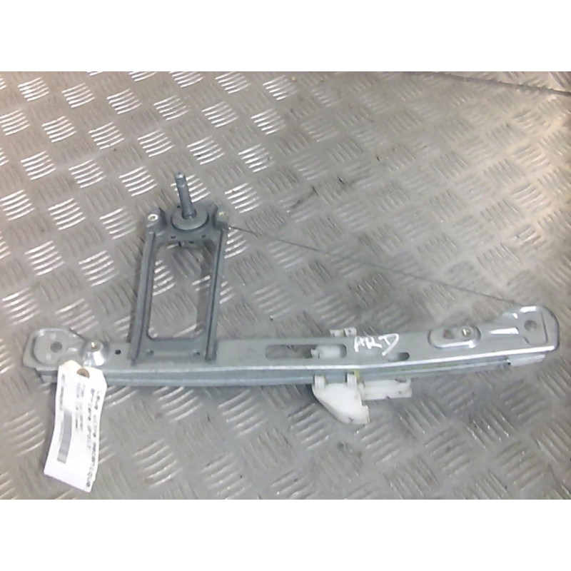 Leve vitre mecanique arriere droit FORD FOCUS 1 Photo n°1
