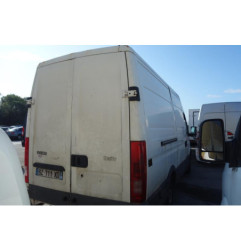 Pivot de moyeu avant droit IVECO DAILY 3