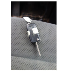 Attache ceinture arriere gauche VOLKSWAGEN GOLF 5