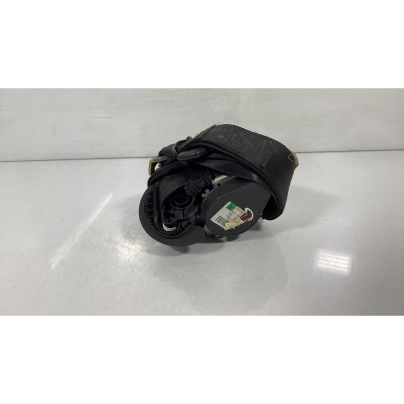Pretensionneur de ceinture avant droit VOLKSWAGEN GOLF 5 Photo n°1