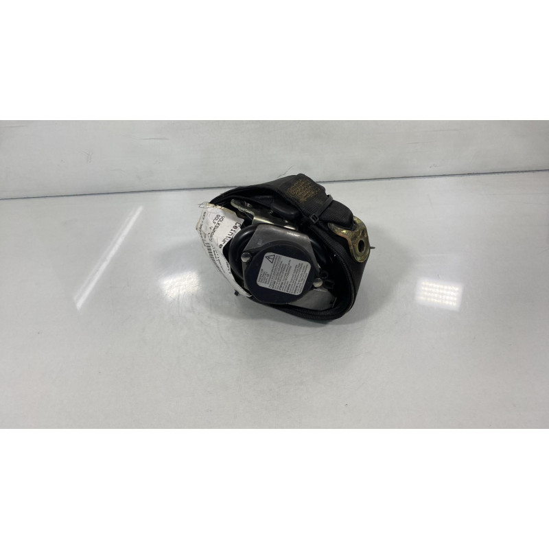 Pretensionneur de ceinture avant droit VOLKSWAGEN GOLF 5 Photo n°2