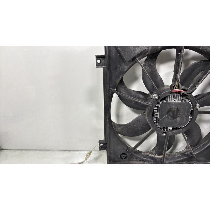 Moto ventilateur radiateur VOLKSWAGEN GOLF 5 Photo n°3