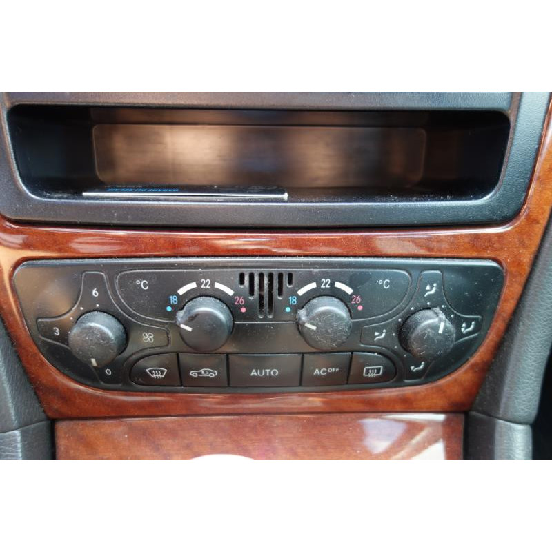 Leve vitre electrique arriere gauche MERCEDES CLASSE C 203 Photo n°9