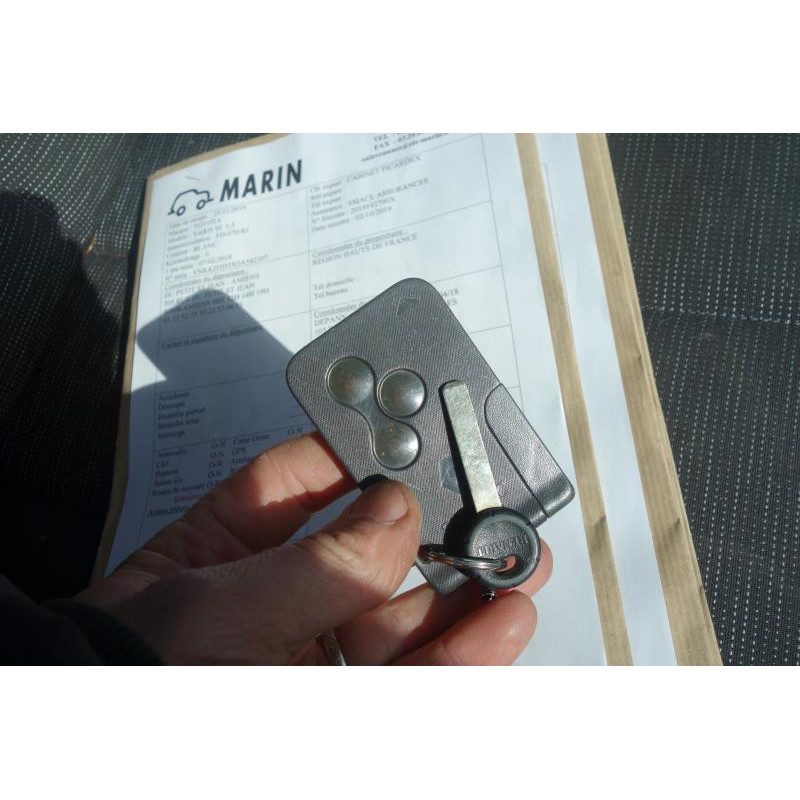 Trappe d'essence RENAULT SCENIC 2 Photo n°11
