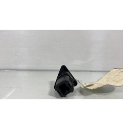 Bouton de warning FORD FIESTA 5 Photo n°1
