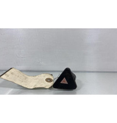Bouton de warning FORD FIESTA 5