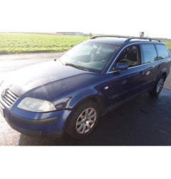 Serrure avant droit VOLKSWAGEN PASSAT 4