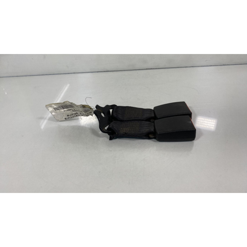 Attache ceinture arriere gauche FORD FIESTA 4 Photo n°1