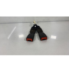 Attache ceinture arriere gauche FORD FIESTA 4