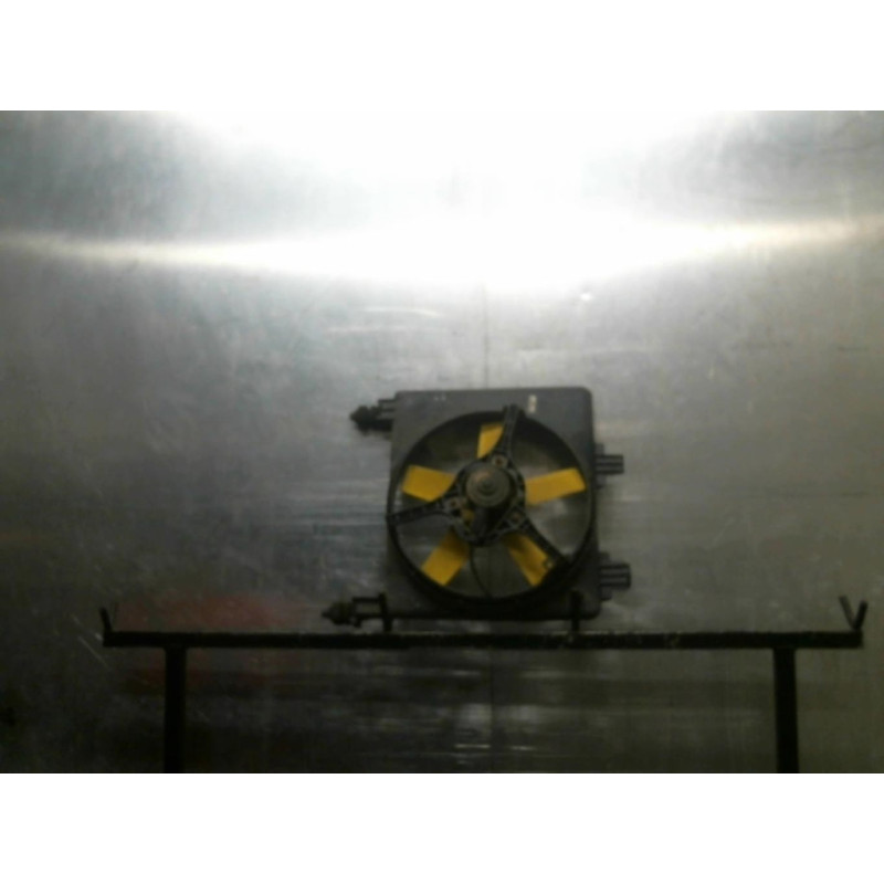 Moto ventilateur radiateur FORD FIESTA 4 Photo n°2