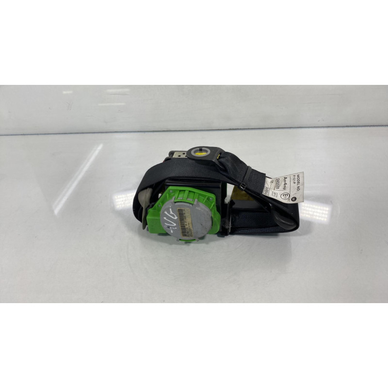 Pretensionneur de ceinture avant gauche TOYOTA AURIS 1 Photo n°3
